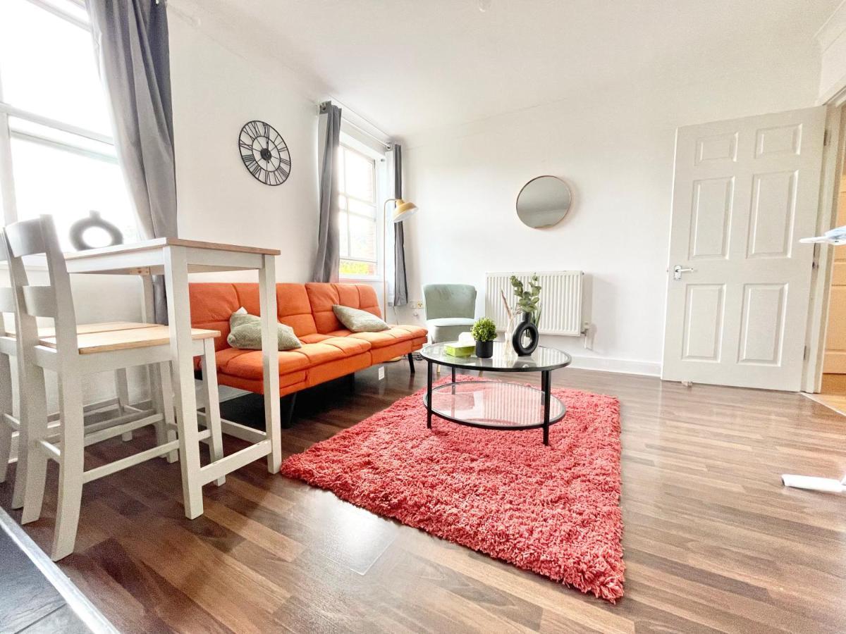 サウサンプトンTown Centre Flat- Great For Contractors - Sleeps 4 - Free Parkingアパートメント エクステリア 写真