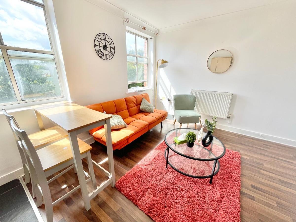 サウサンプトンTown Centre Flat- Great For Contractors - Sleeps 4 - Free Parkingアパートメント エクステリア 写真